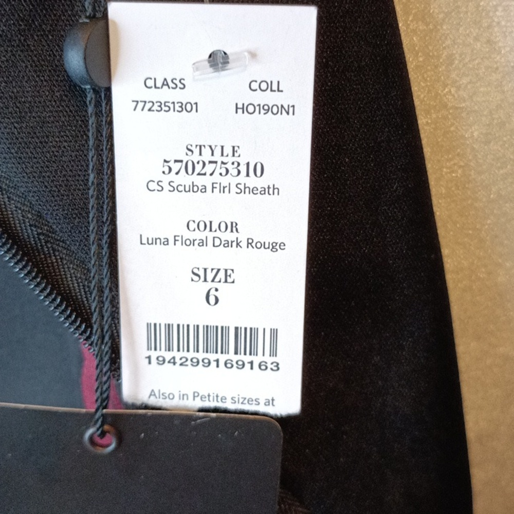 White House Black market black dress with pink and silver flowers size 6. Bnwt. - Picture 7 of 7